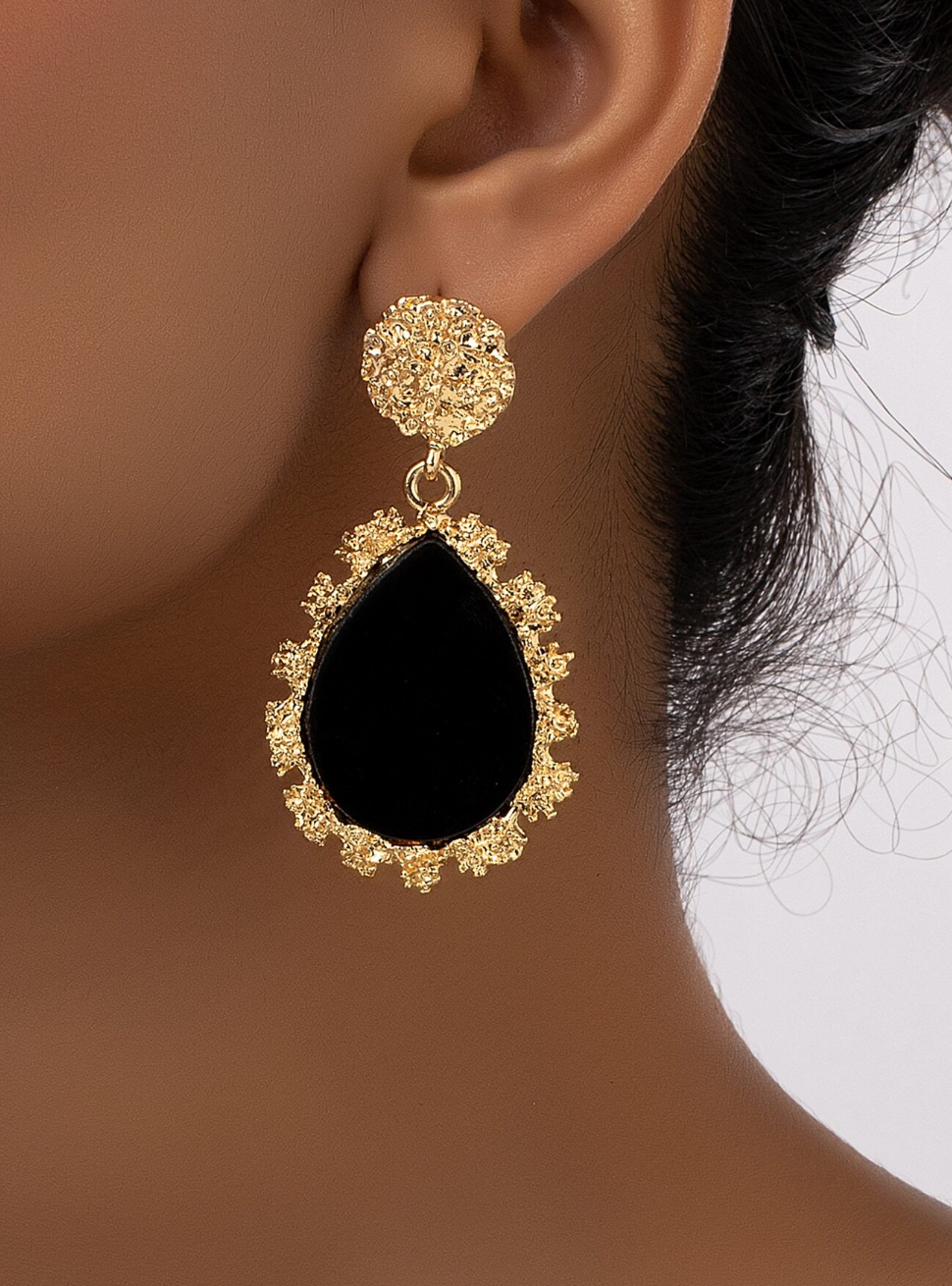 AMELIA EARRINGS