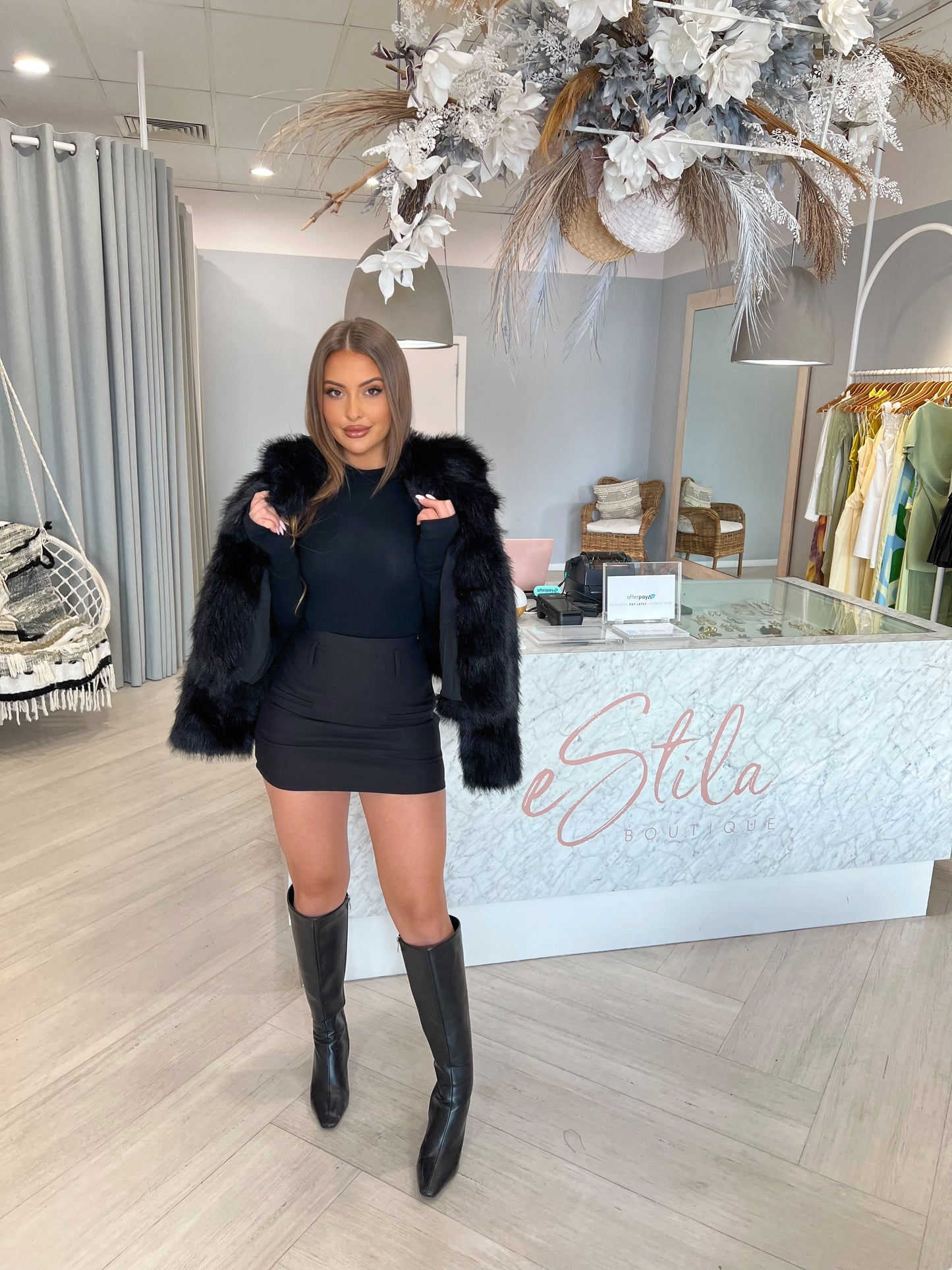 FRANKI FUR COAT - BLACK
