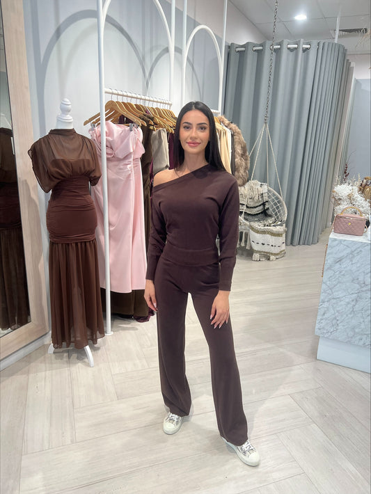 HEATHER OFF SHOULDER KNIT TOP - CHOCOLATE